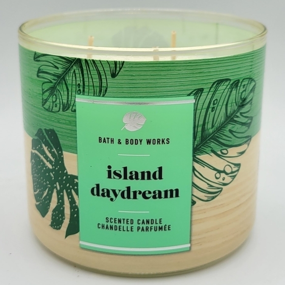 Bath and body works Island Daydream 3 wick Candle - Picture 4 of 4